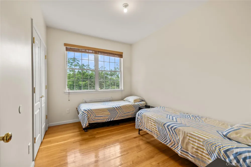 1206 Parkview Drive Spring Valley, NY 10977