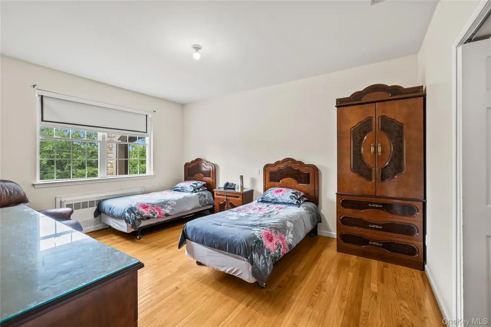1206 Parkview Drive Spring Valley, NY 10977