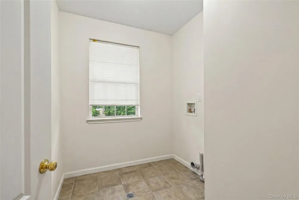 1206 Parkview Drive Spring Valley, NY 10977