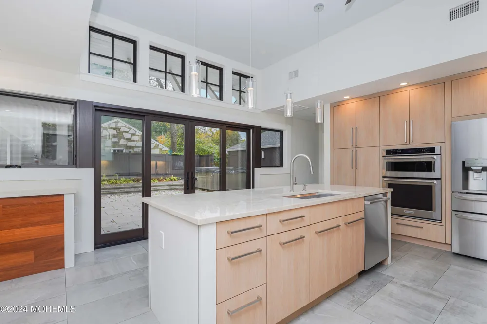 828 Kingston Road Princeton, NJ 08540