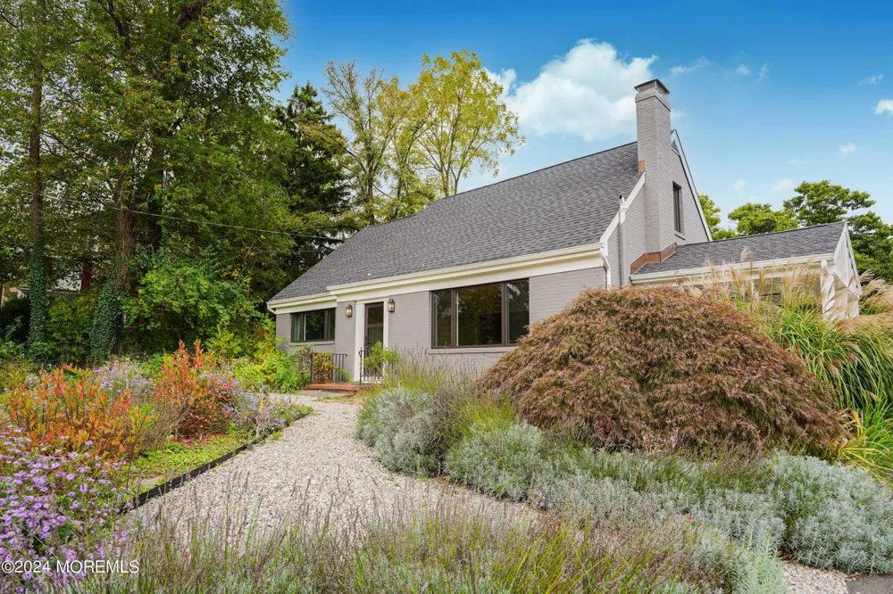 828 Kingston Road Princeton, NJ 08540
