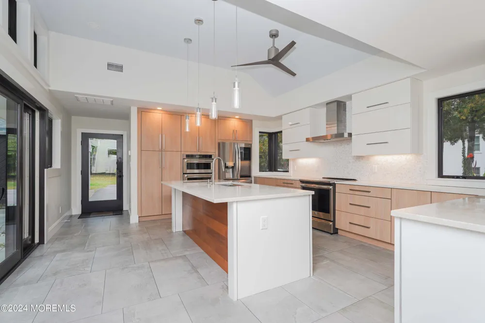828 Kingston Road Princeton, NJ 08540