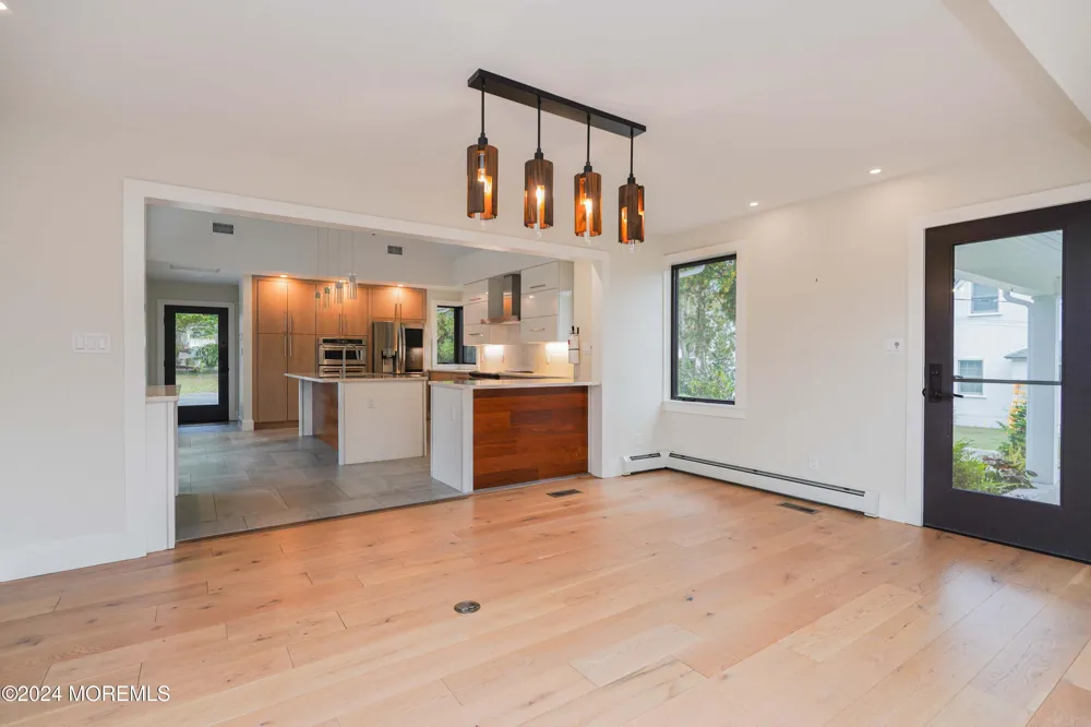 828 Kingston Road Princeton, NJ 08540