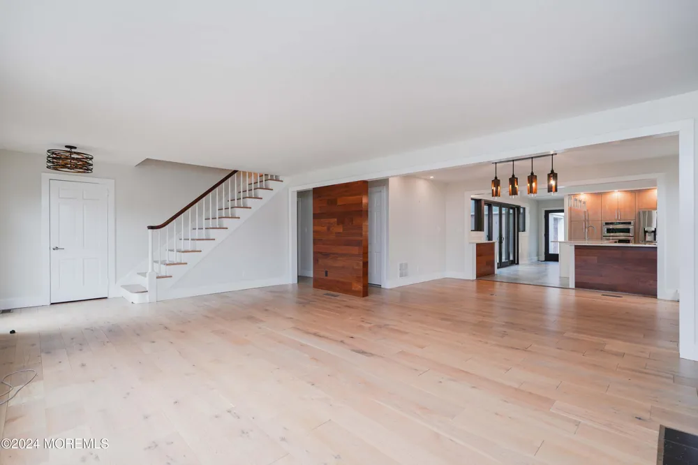 828 Kingston Road Princeton, NJ 08540