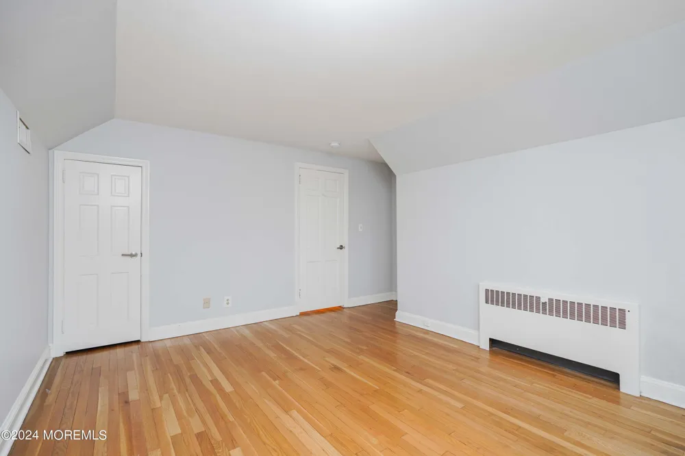 828 Kingston Road Princeton, NJ 08540