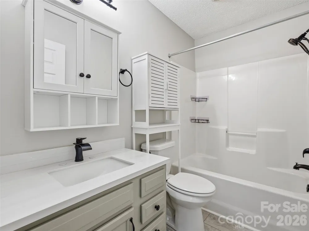 42 Queen Road #D Candler, NC 28715