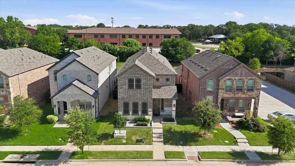 163 Mccartt Drive Lewisville, TX 75067