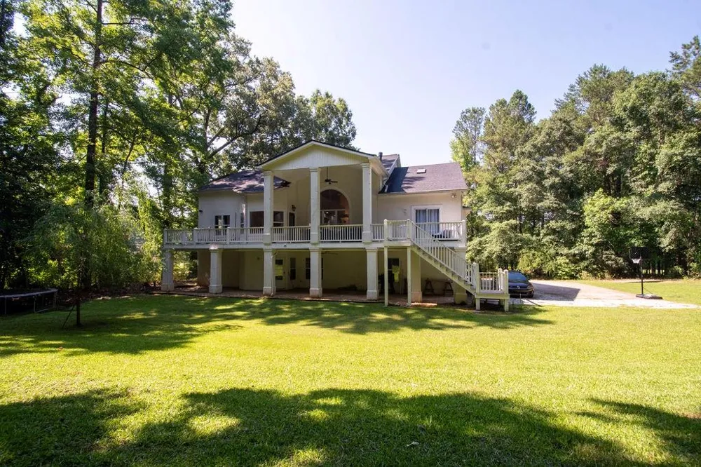 115 Hazelridge Lane Sharpsburg, GA 30277