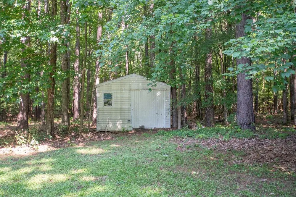 115 Hazelridge Lane Sharpsburg, GA 30277