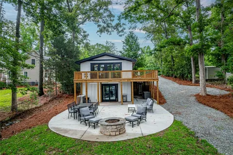 233 Lakeshore Drive