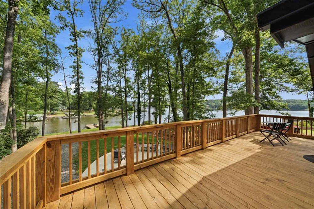 233 Lakeshore Drive Eatonton, GA 31024