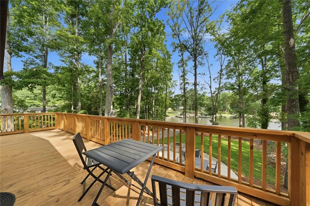 233 Lakeshore Drive Eatonton, GA 31024