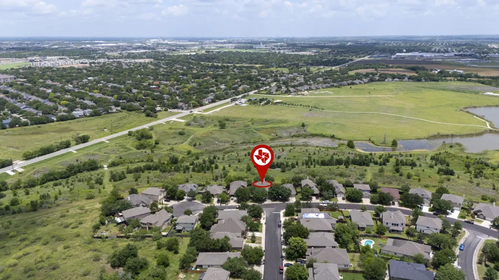 454 Fall Circle Kyle, TX 78640