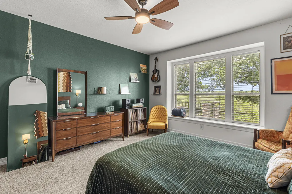 454 Fall Circle Kyle, TX 78640
