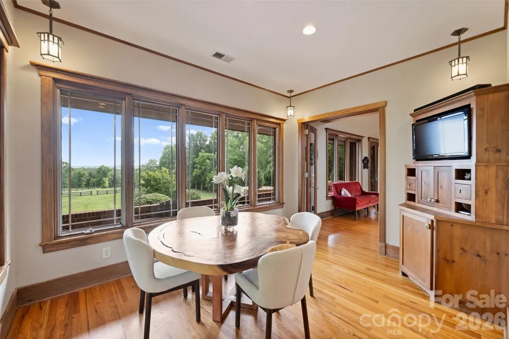 172 & 186 Tuckertown Road New London, NC 28127