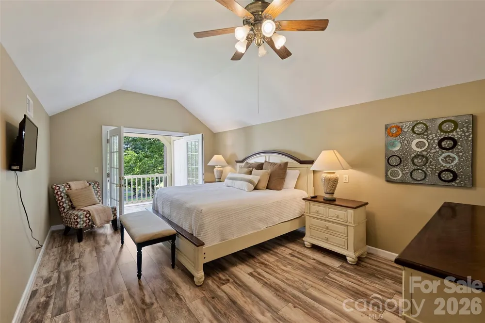 172 & 186 Tuckertown Road New London, NC 28127