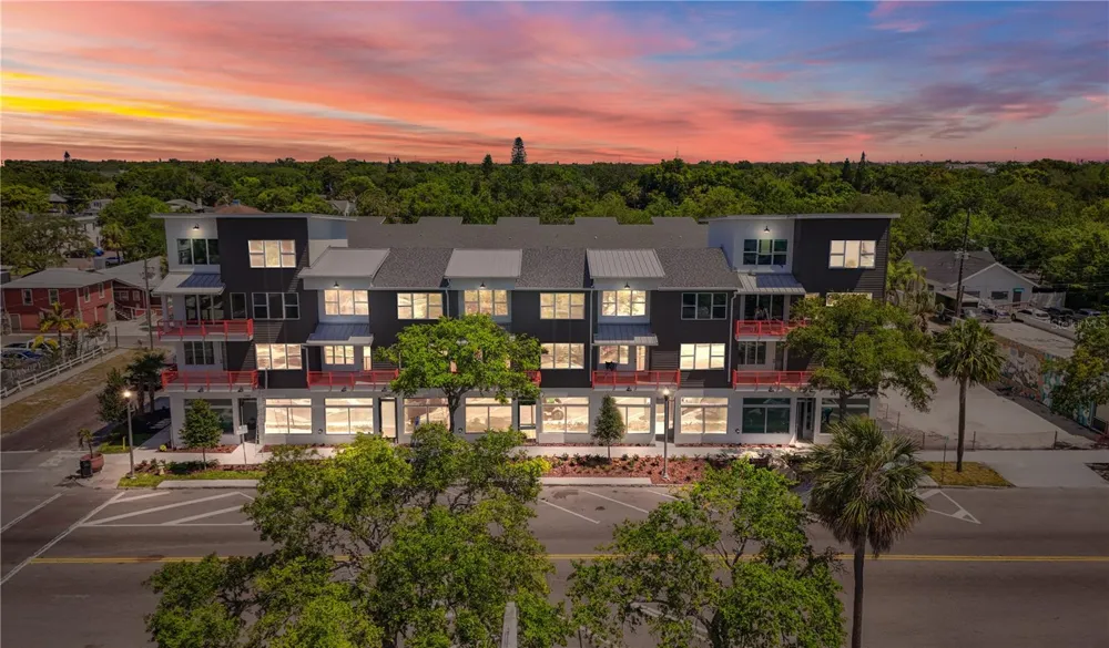 17 29TH STREET #Lot 8 St Petersburg, FL 33713