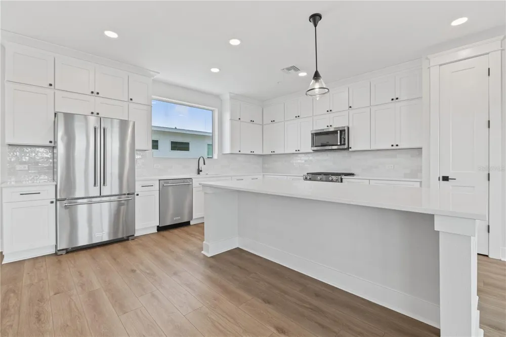 17 29TH STREET #Lot 8 St Petersburg, FL 33713