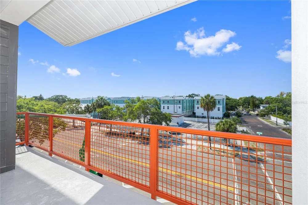 17 29TH STREET #Lot 8 St Petersburg, FL 33713