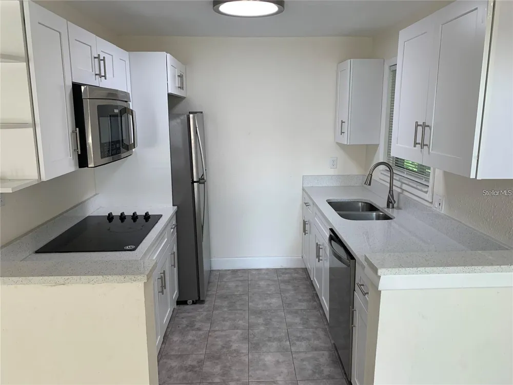 17202 SANDALWOOD DRIVE #202 Wildwood, FL 34785