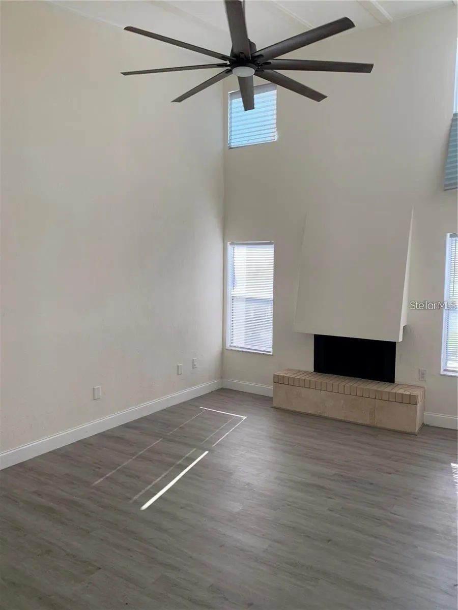 17202 SANDALWOOD DRIVE #202 Wildwood, FL 34785