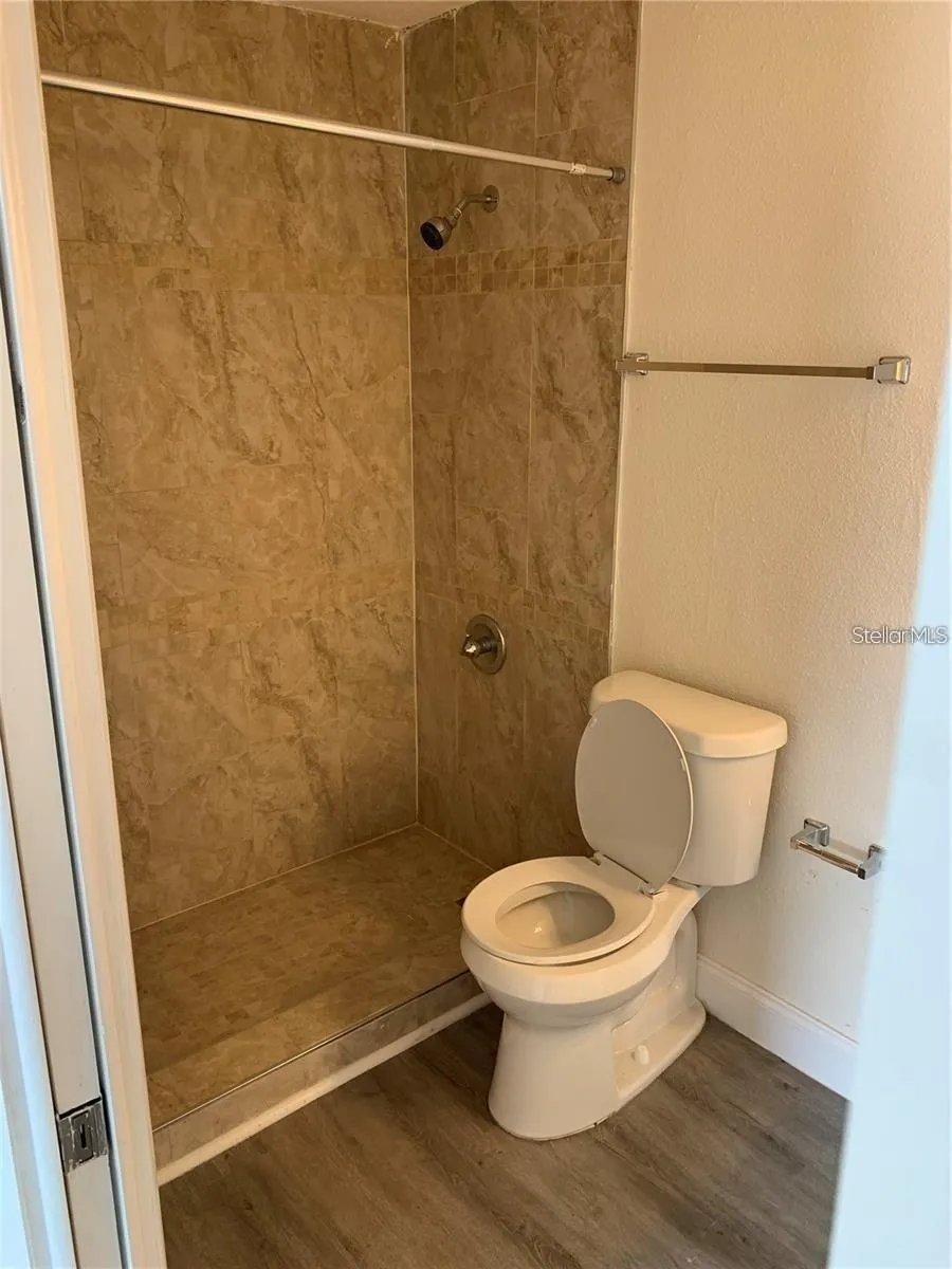 17202 SANDALWOOD DRIVE #202 Wildwood, FL 34785