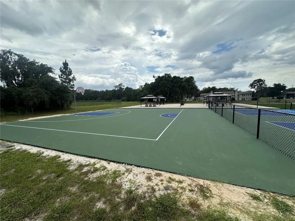 17202 SANDALWOOD DRIVE #202 Wildwood, FL 34785