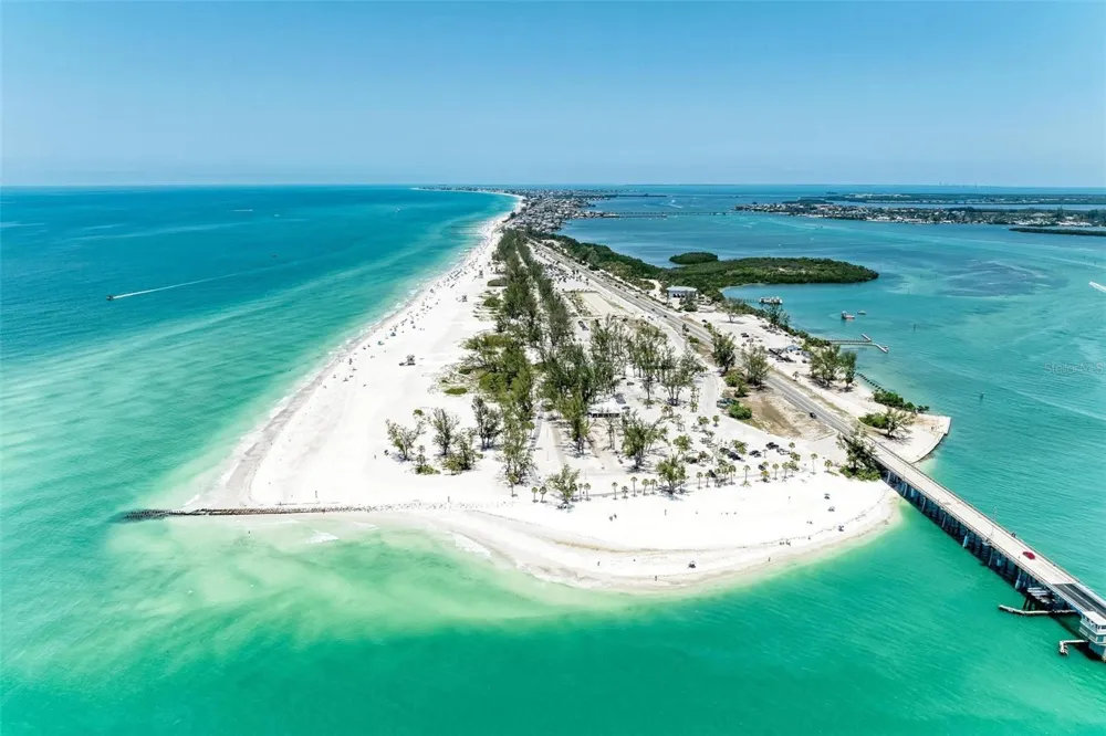 1469 GULF DRIVE Bradenton Beach, FL 34217