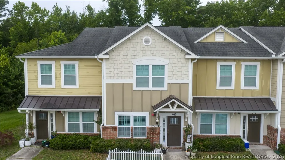 40 Hunter's Run Avenue Pembroke, NC 28372