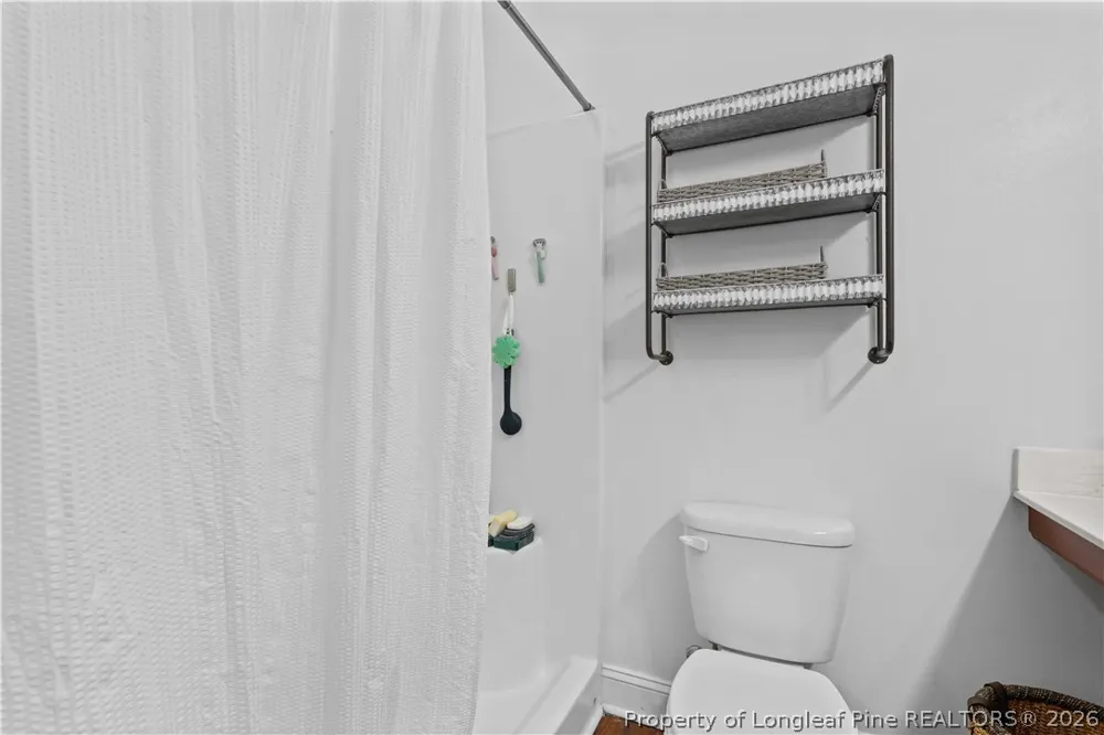 40 Hunter's Run Avenue Pembroke, NC 28372