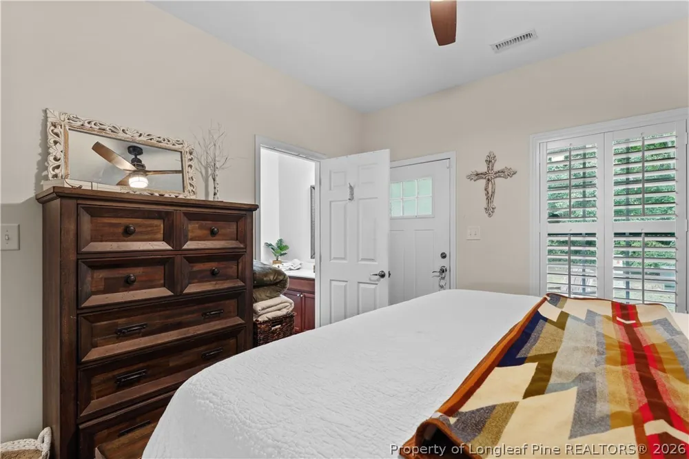 40 Hunter's Run Avenue Pembroke, NC 28372