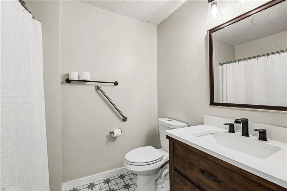 160 James Road #1D High Point, NC 27265