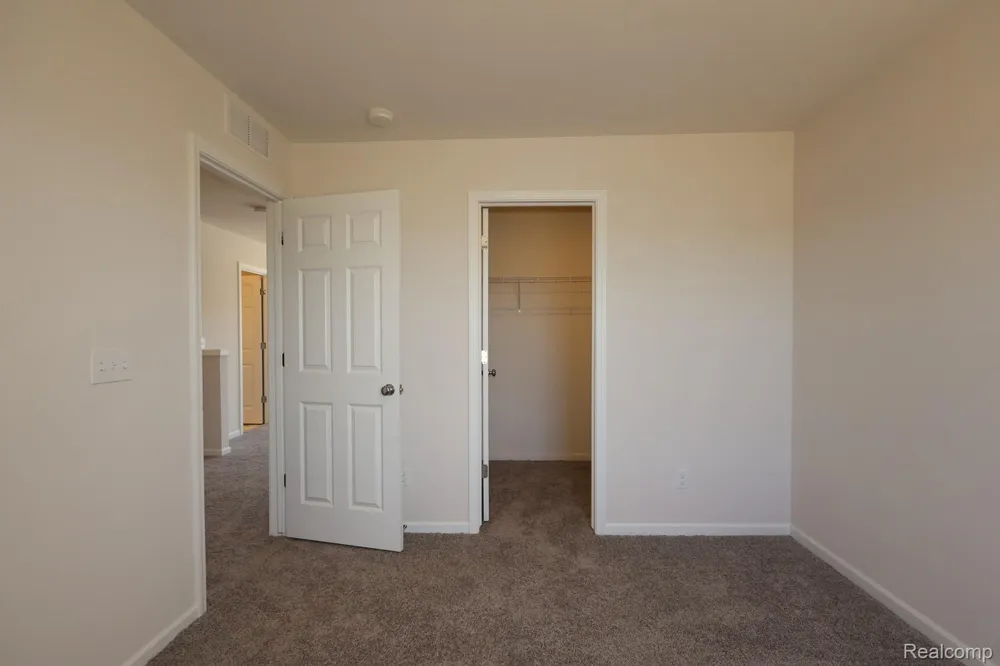412 Hidden River W W Holly Township, MI 48442