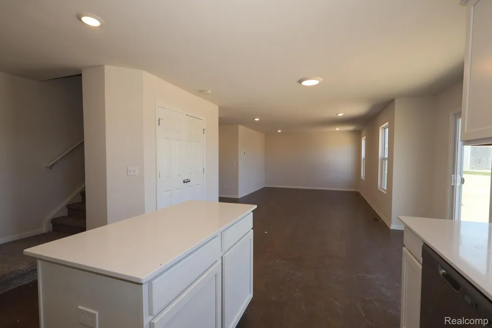 412 Hidden River W W Holly Township, MI 48442