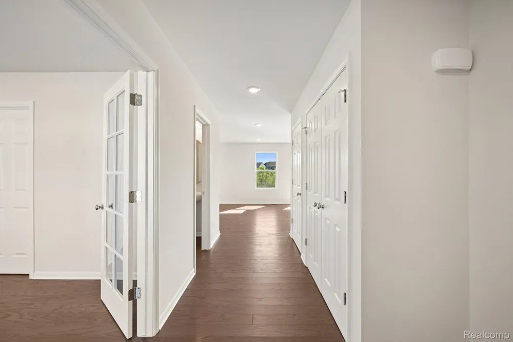 412 Hidden River W W Holly Township, MI 48442