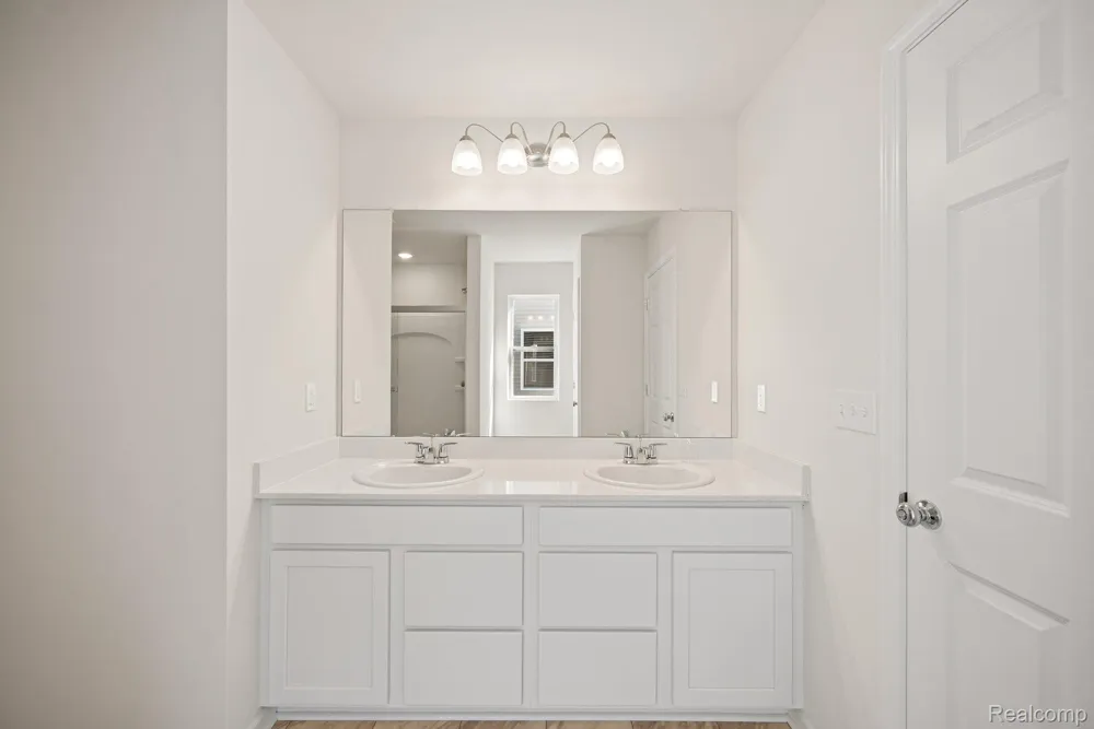 412 Hidden River W W Holly Township, MI 48442
