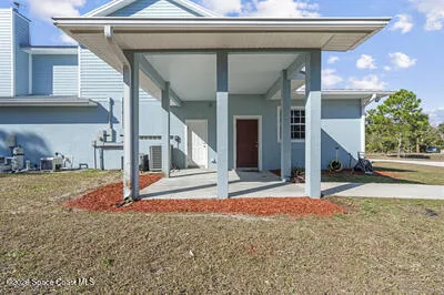 2205 Arnold Lane Malabar, FL 32950