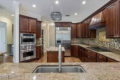 2205 Arnold Lane Malabar, FL 32950