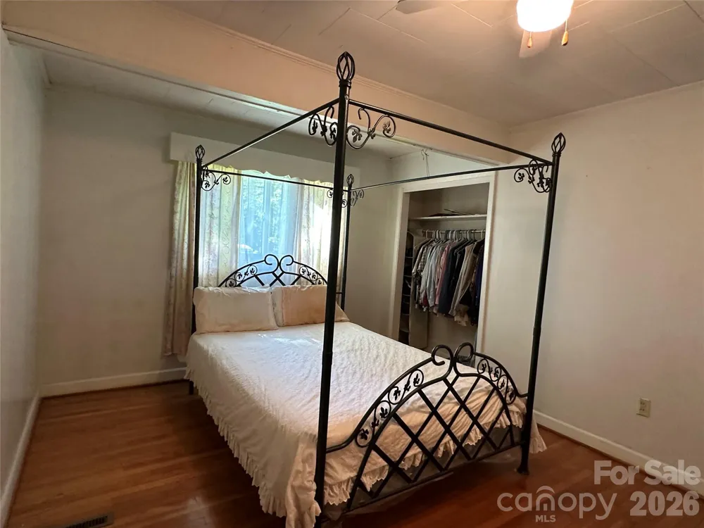 2939 Links Drive Granite Falls, NC 28630