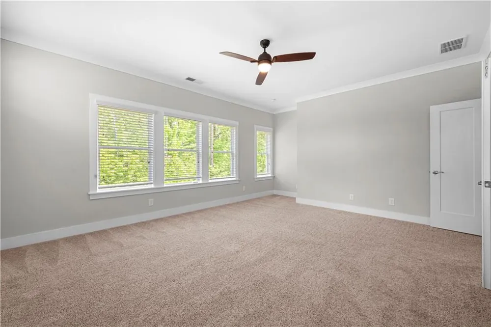 154 Bellehaven Drive Woodstock, GA 30188