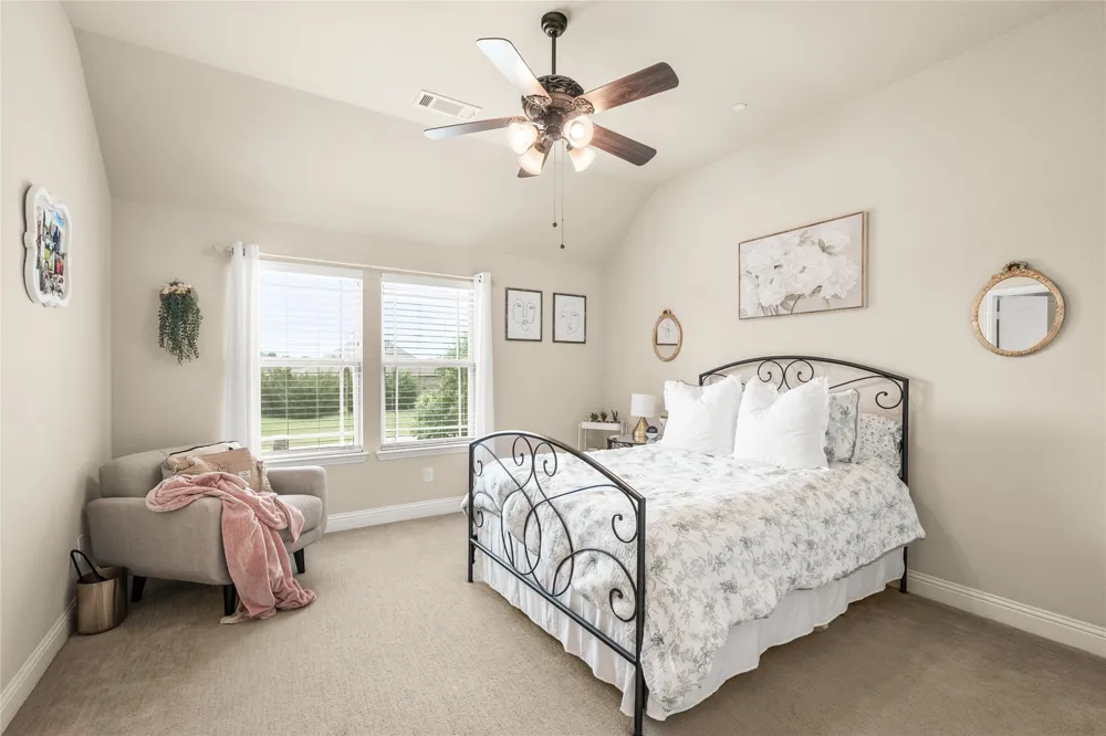1615 Sara Cove Lucas, TX 75002