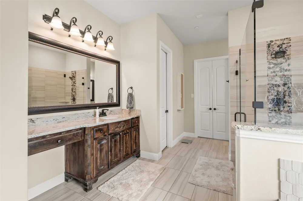 1615 Sara Cove Lucas, TX 75002