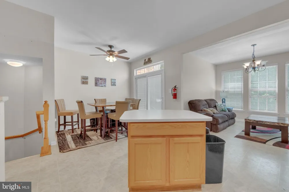 3 SADDLE LANE Sicklerville, NJ 08081