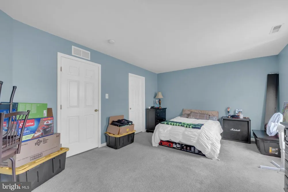 3 SADDLE LANE Sicklerville, NJ 08081