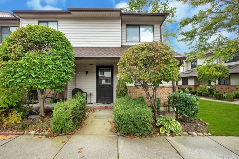65 Cottonwood Court