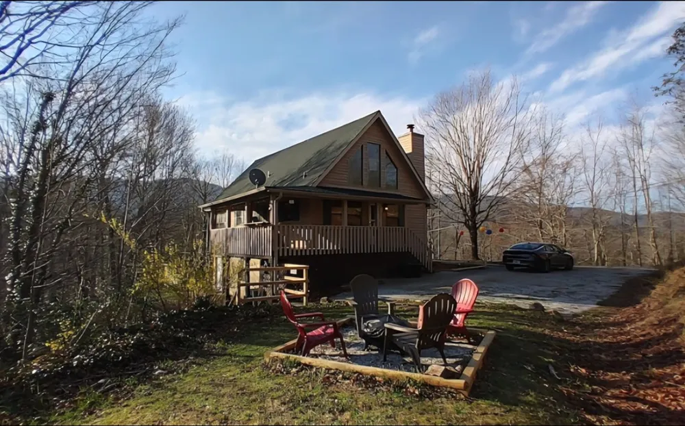 256 High Top Lane Andrews, NC 28901