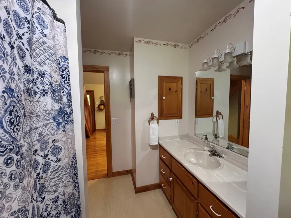 256 High Top Lane Andrews, NC 28901