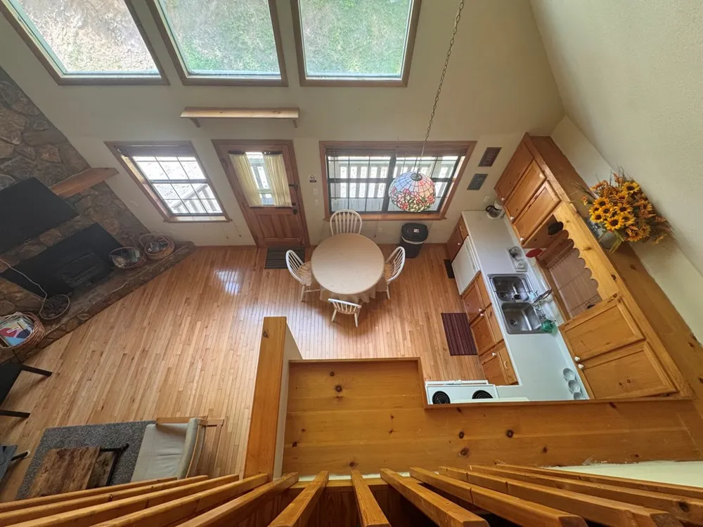 256 High Top Lane Andrews, NC 28901