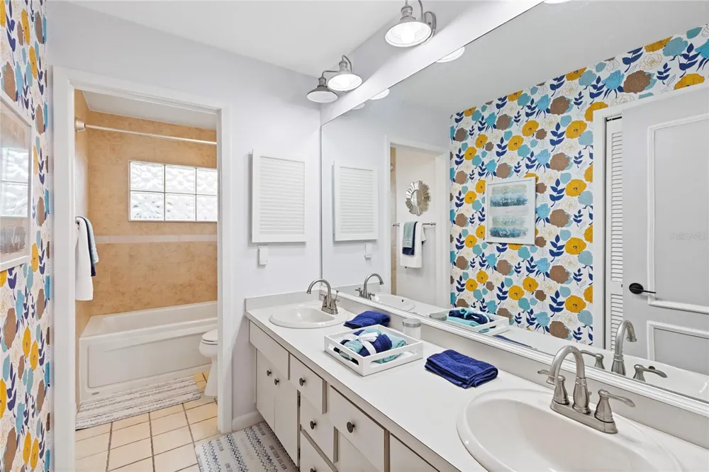 10 ARBOR LANE Oldsmar, FL 34677