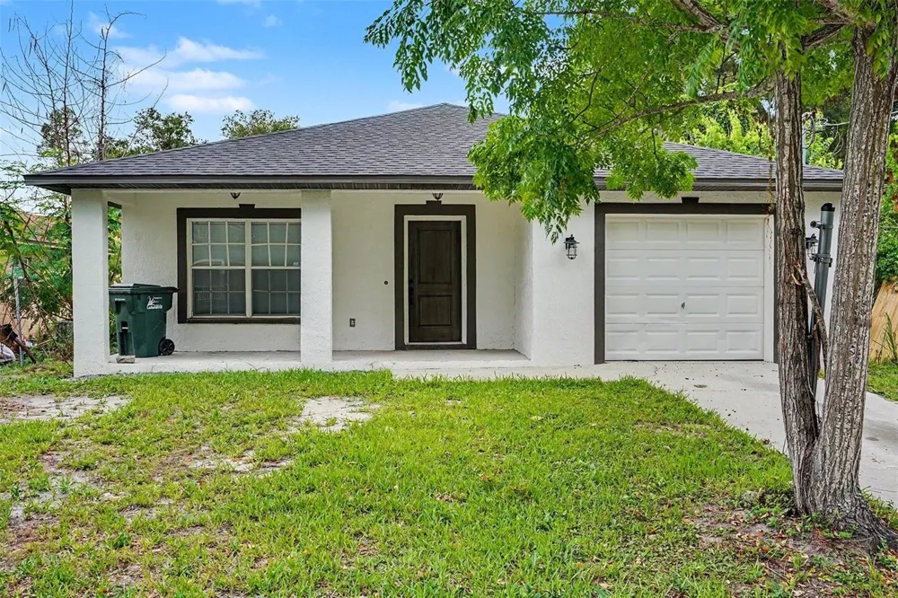 1128 NEVILLE AVENUE Lakeland, FL 33805